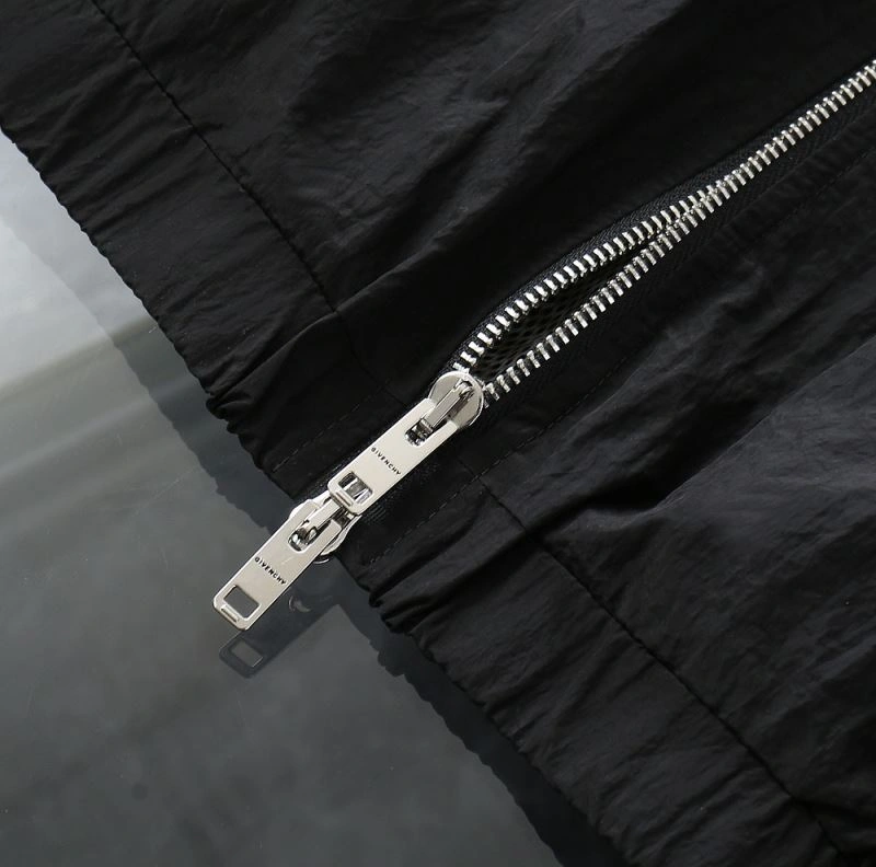 Seasonal Givenchy Outwear 124214