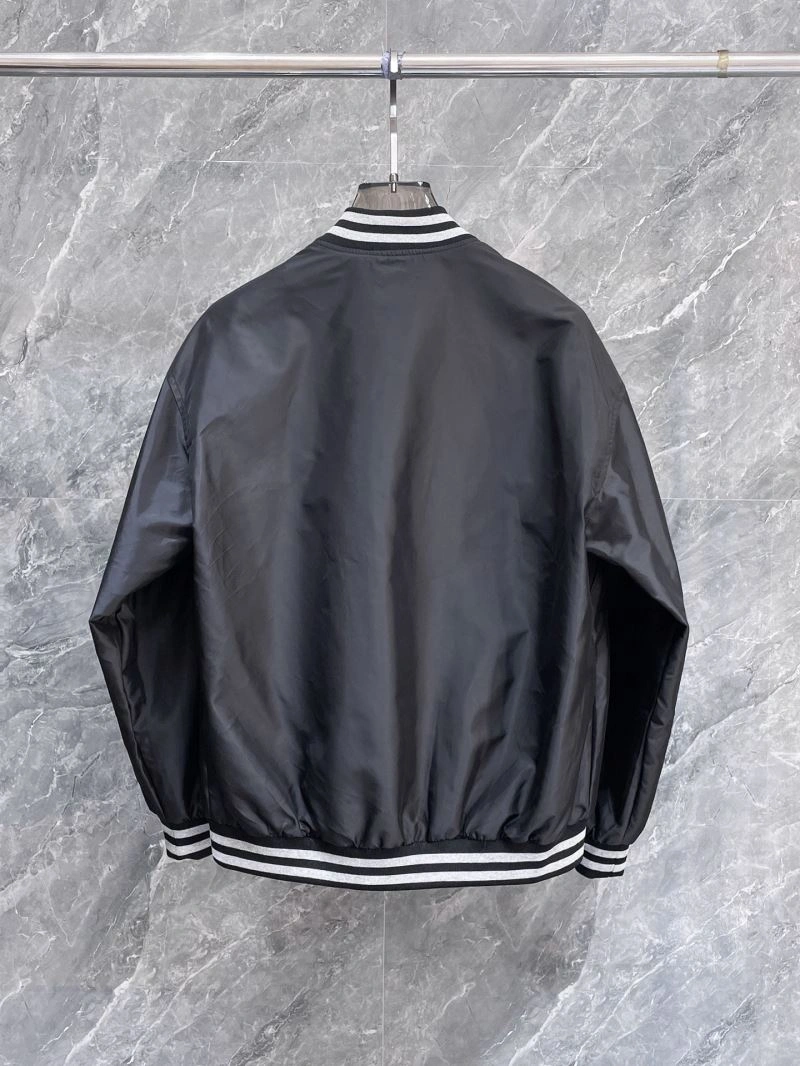 Sporty Givenchy Outwear 124076