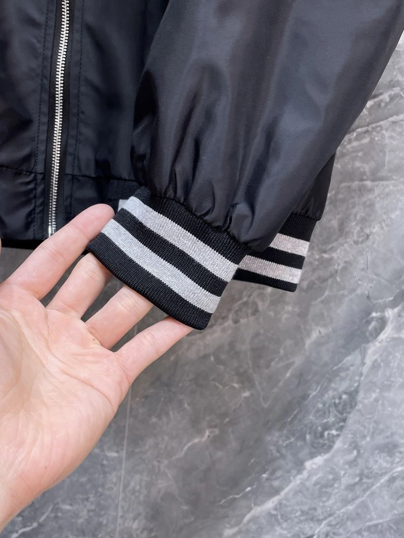 Sporty Givenchy Outwear 124076
