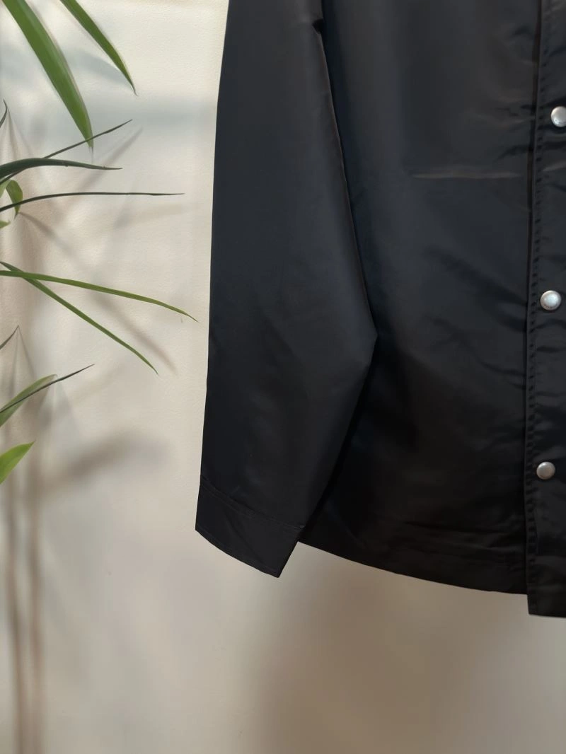 Upgraded Givenchy Outwear 123906