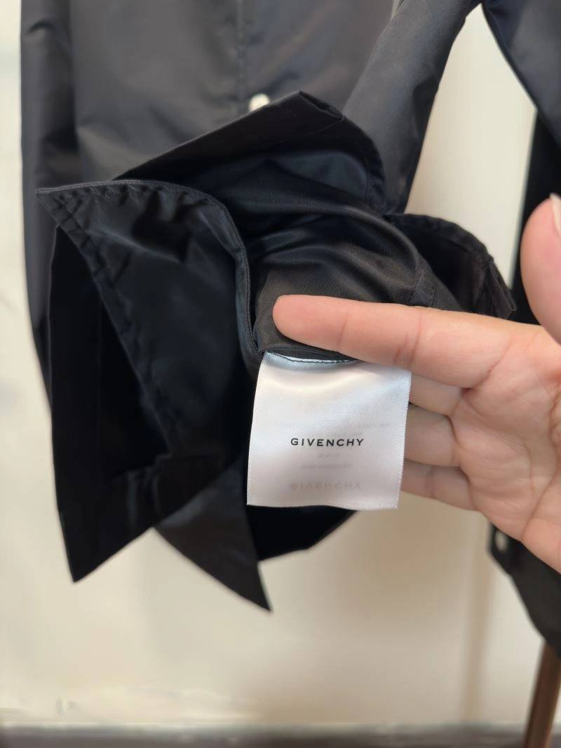 Upgraded Givenchy Outwear 123906