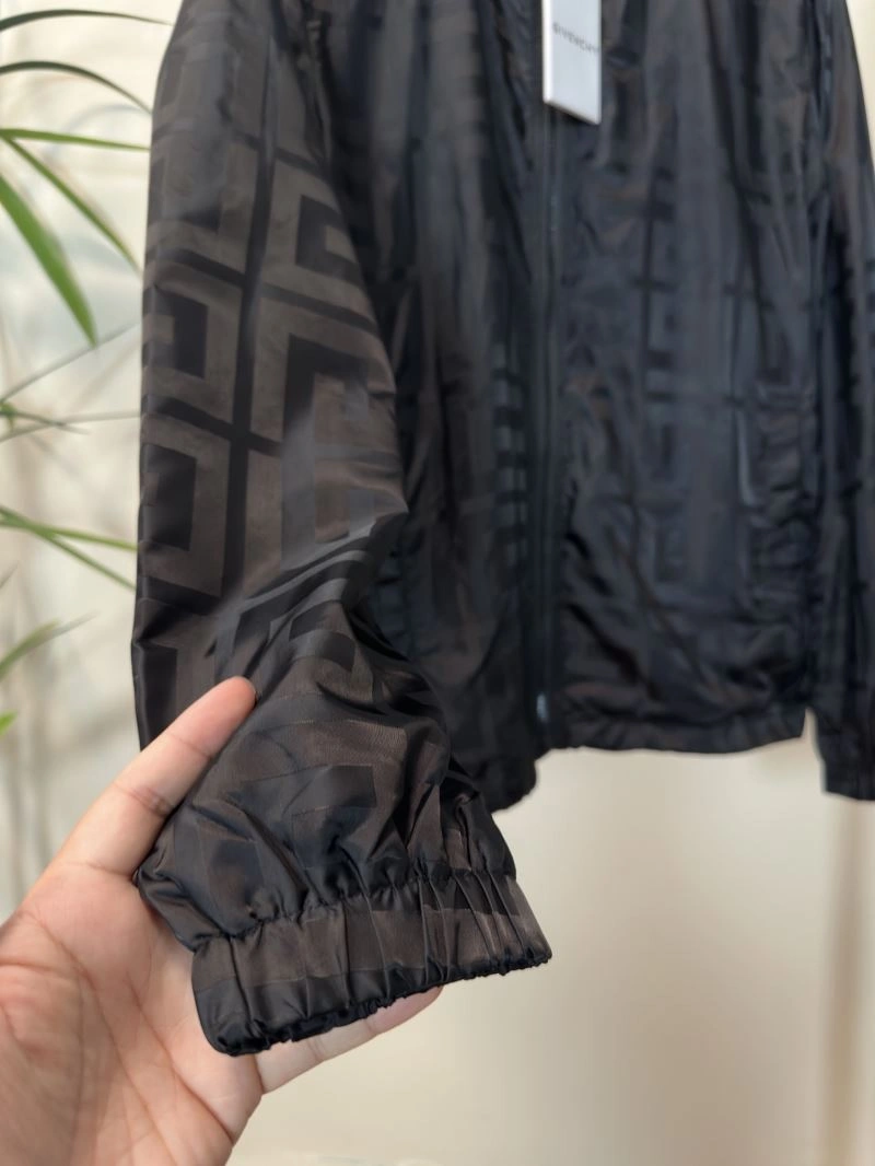 RelaxedFit Givenchy Outwear 123907
