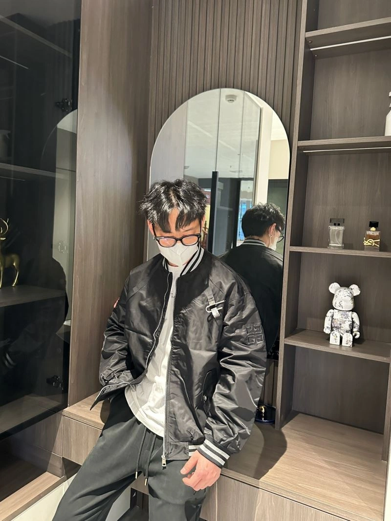 Givenchy Outwear TravelReady 123646