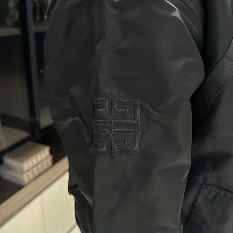 Givenchy Outwear TravelReady 123646