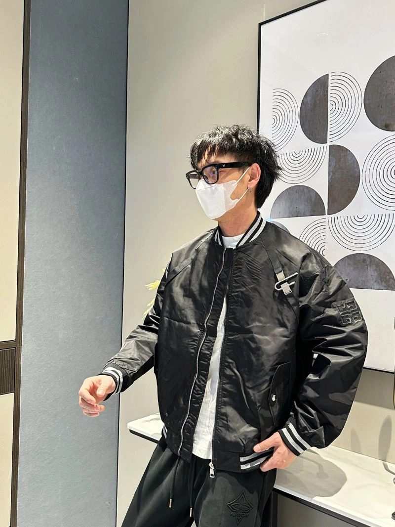 Givenchy Outwear ZeroBulk 123643