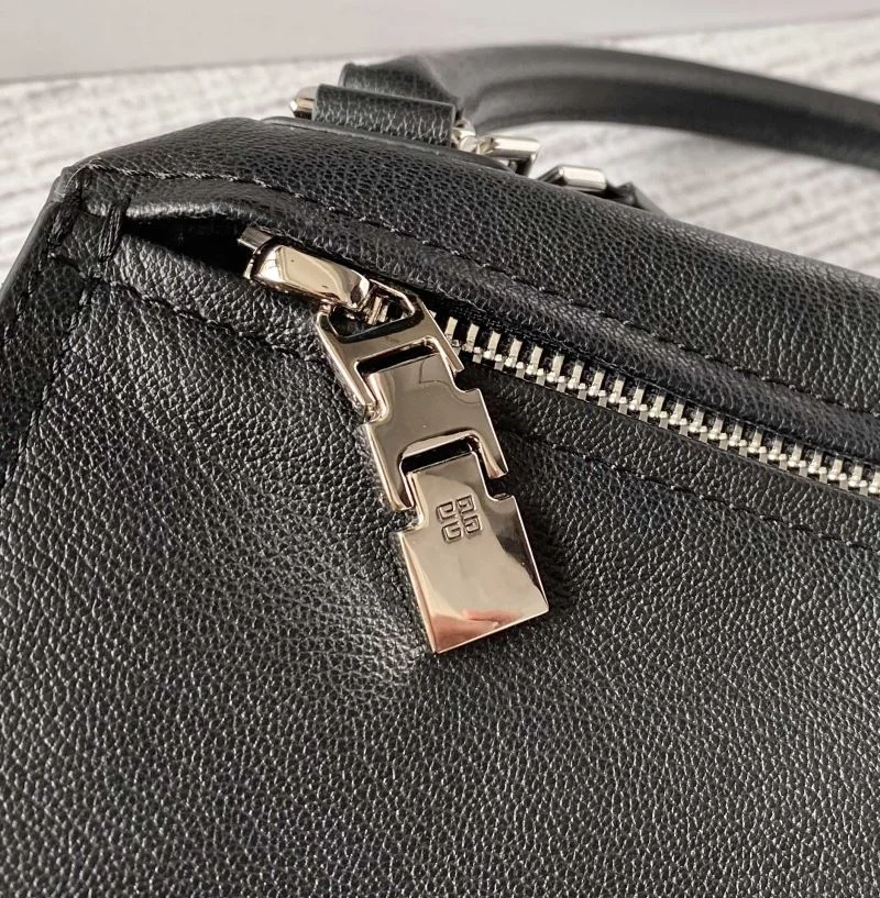 Efficient Givenchy Pandora Bags 44765