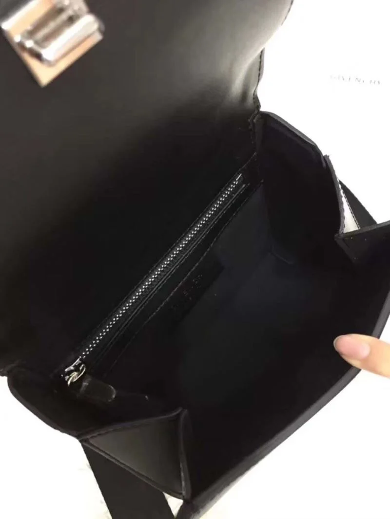 Givenchy Pandora Bags Breathable 44762