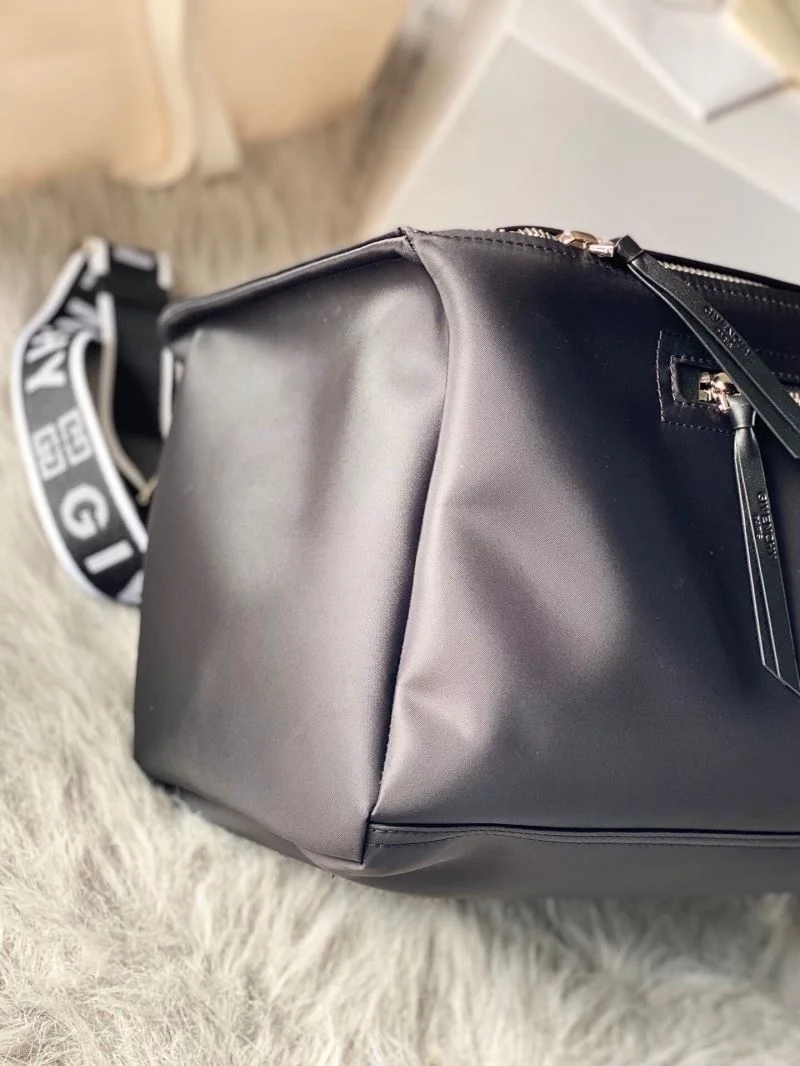 Effortless Givenchy Pandora Bags 44570