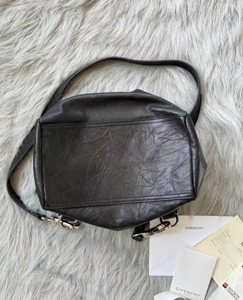 Givenchy Pandora Bags ModernLook 44554