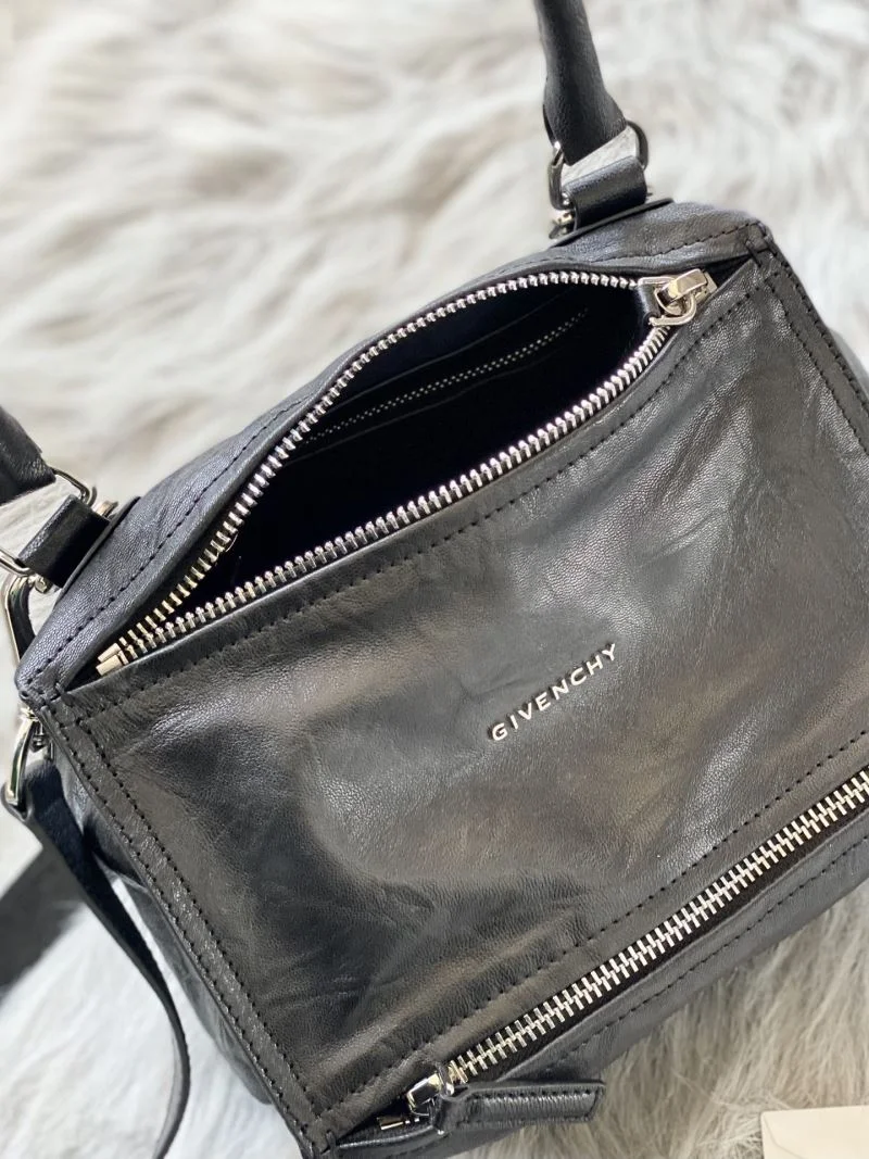 Givenchy Pandora Bags ModernLook 44554