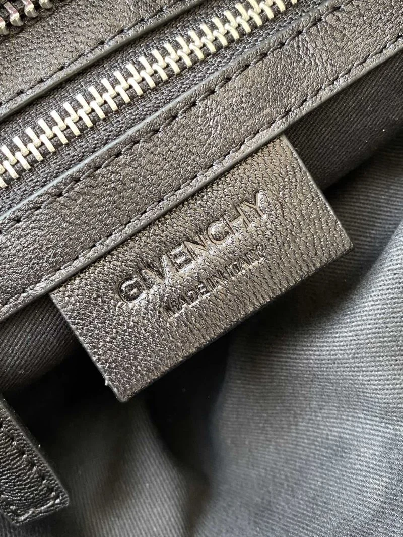 Givenchy Pandora Bags Compact 44551