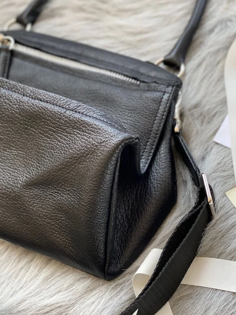 Compact Givenchy Pandora Bags 44547