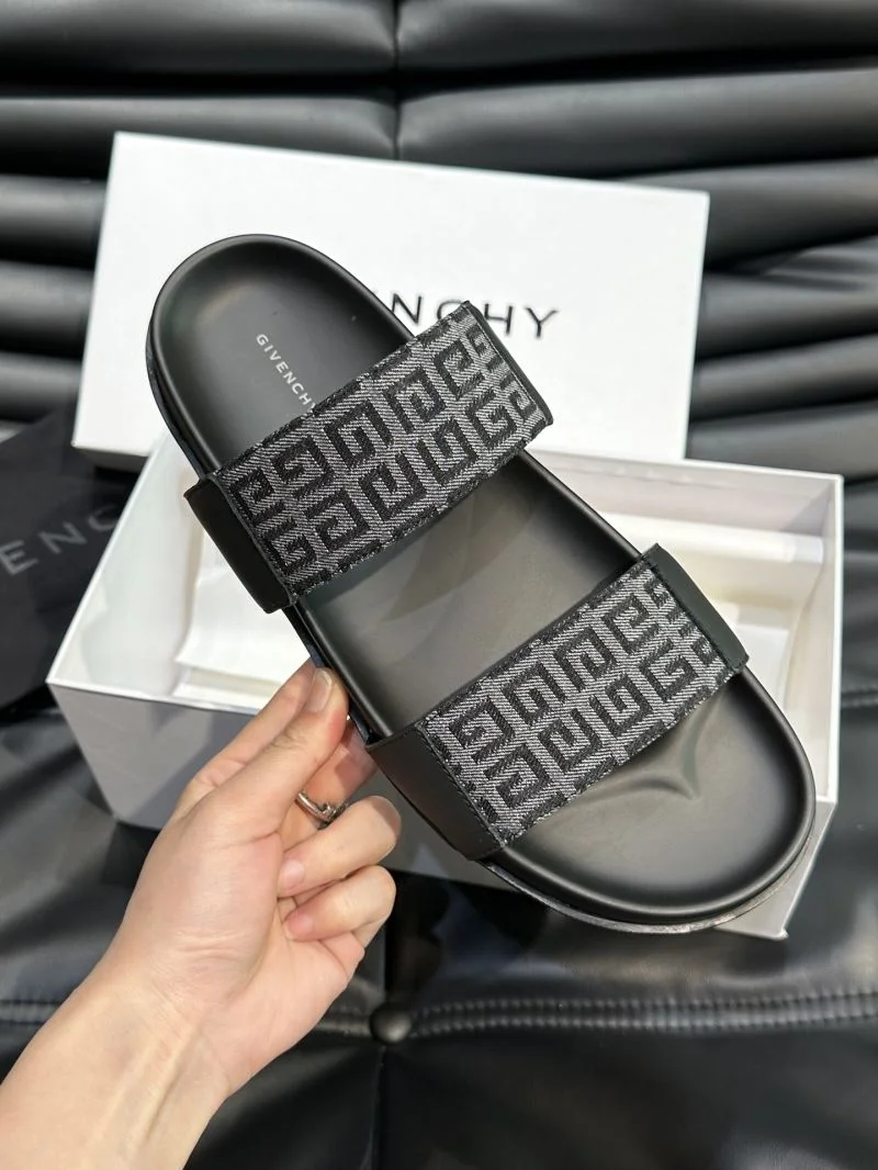 Givenchy Sandals Durable 4650