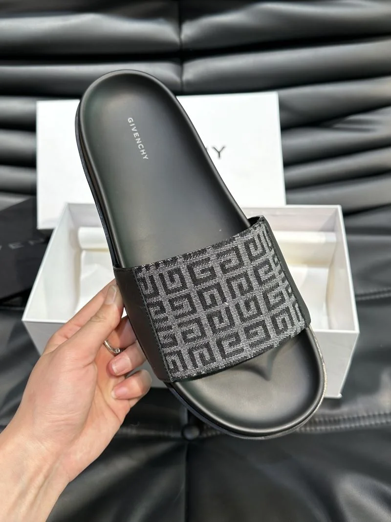 Givenchy Sandals Youthful 4649