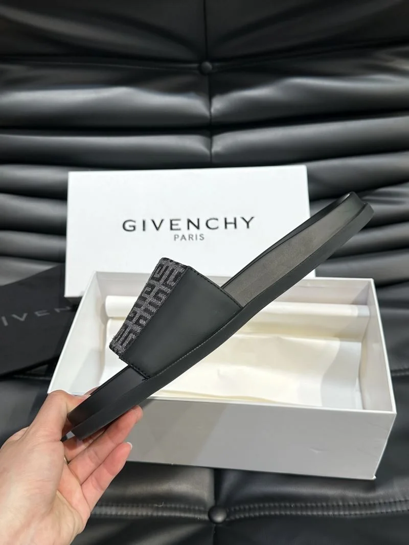 Givenchy Sandals Youthful 4649