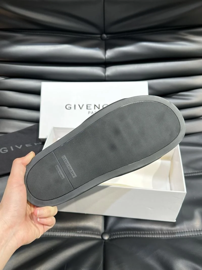 Givenchy Sandals Youthful 4649