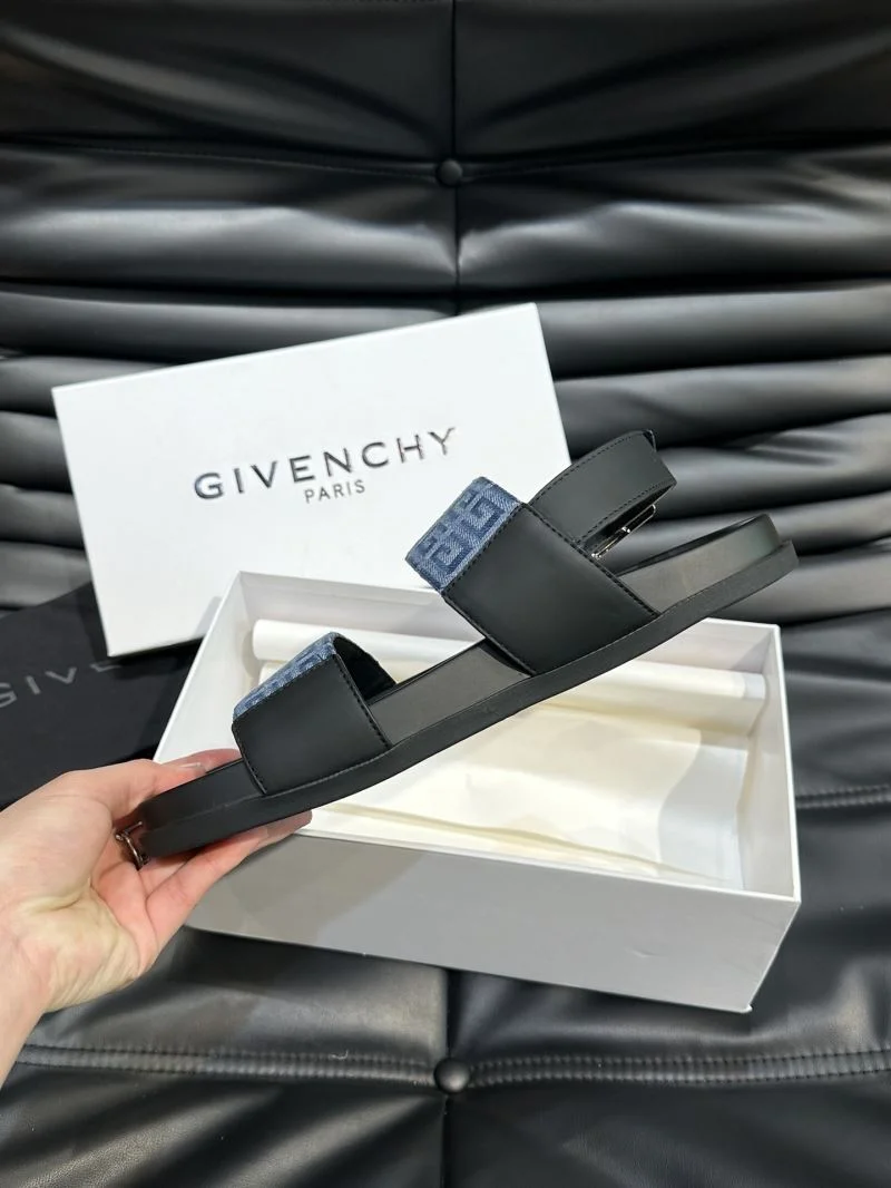 Durable Givenchy Sandals 4651