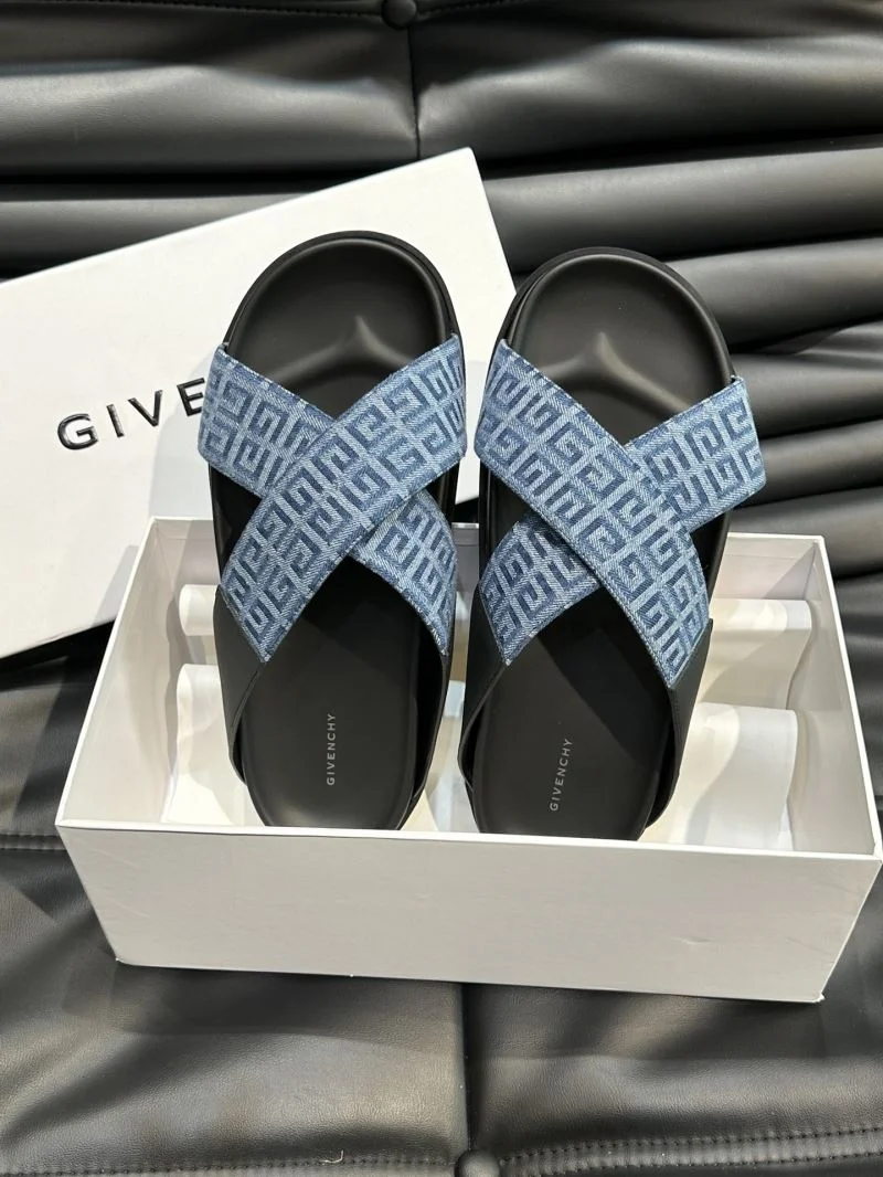 Vibrant Givenchy Sandals 4644