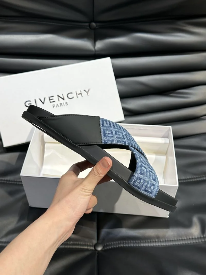 Vibrant Givenchy Sandals 4644