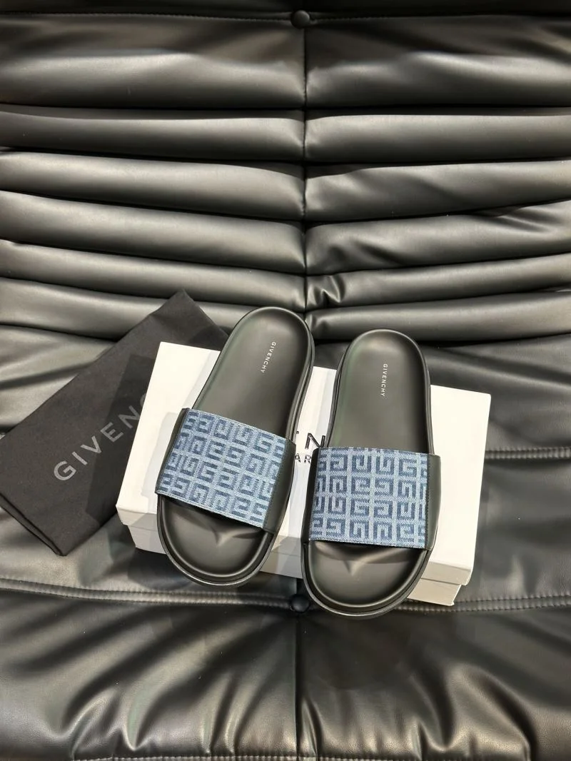 FashionForward Givenchy Sandals 4652
