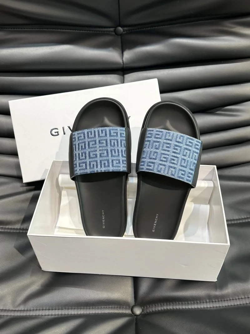 FashionForward Givenchy Sandals 4652