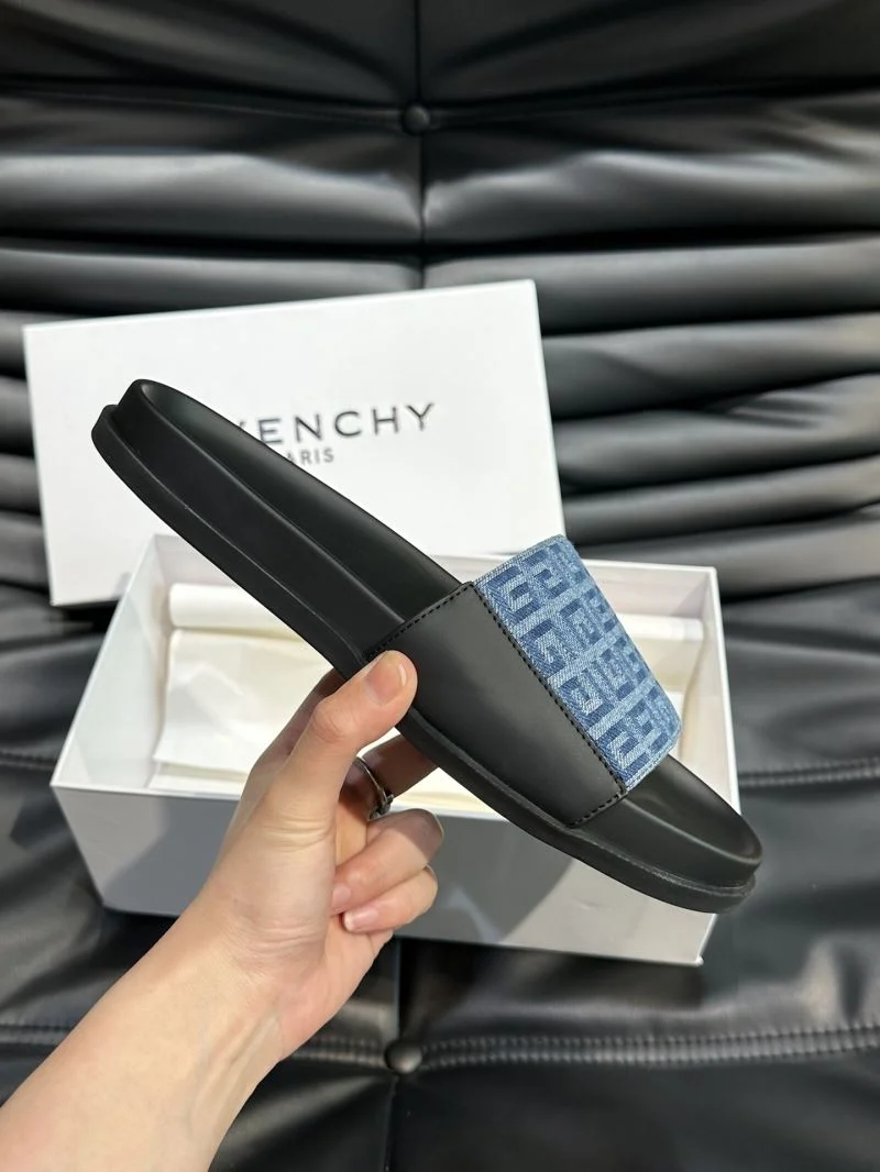 FashionForward Givenchy Sandals 4652