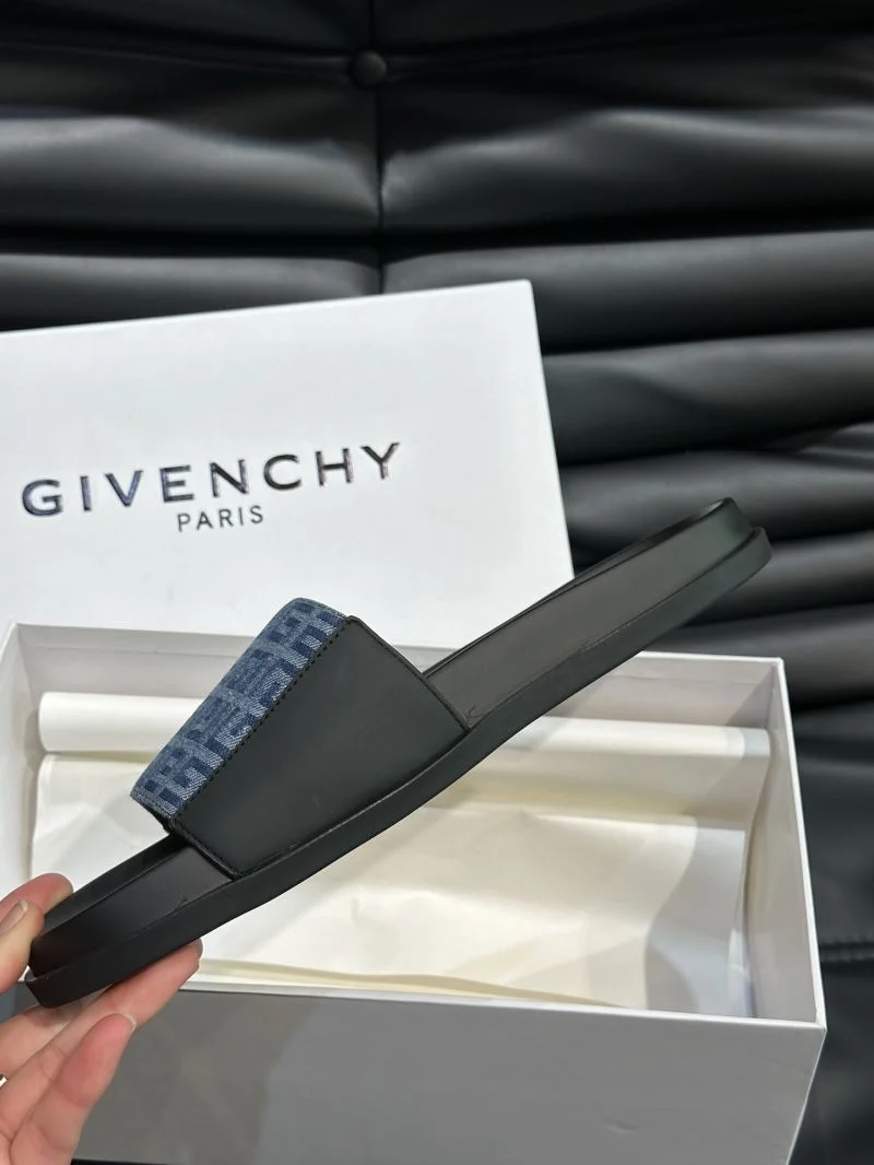FashionForward Givenchy Sandals 4652