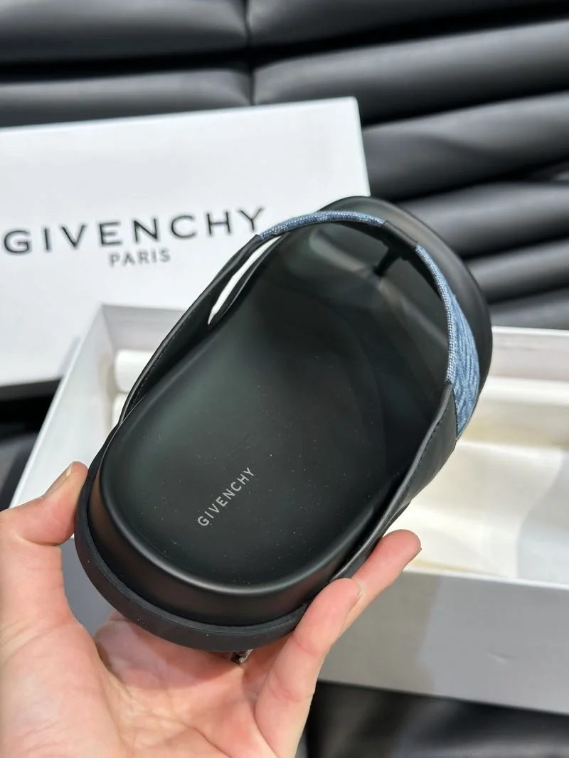 Givenchy Sandals GoAnywhere 4647
