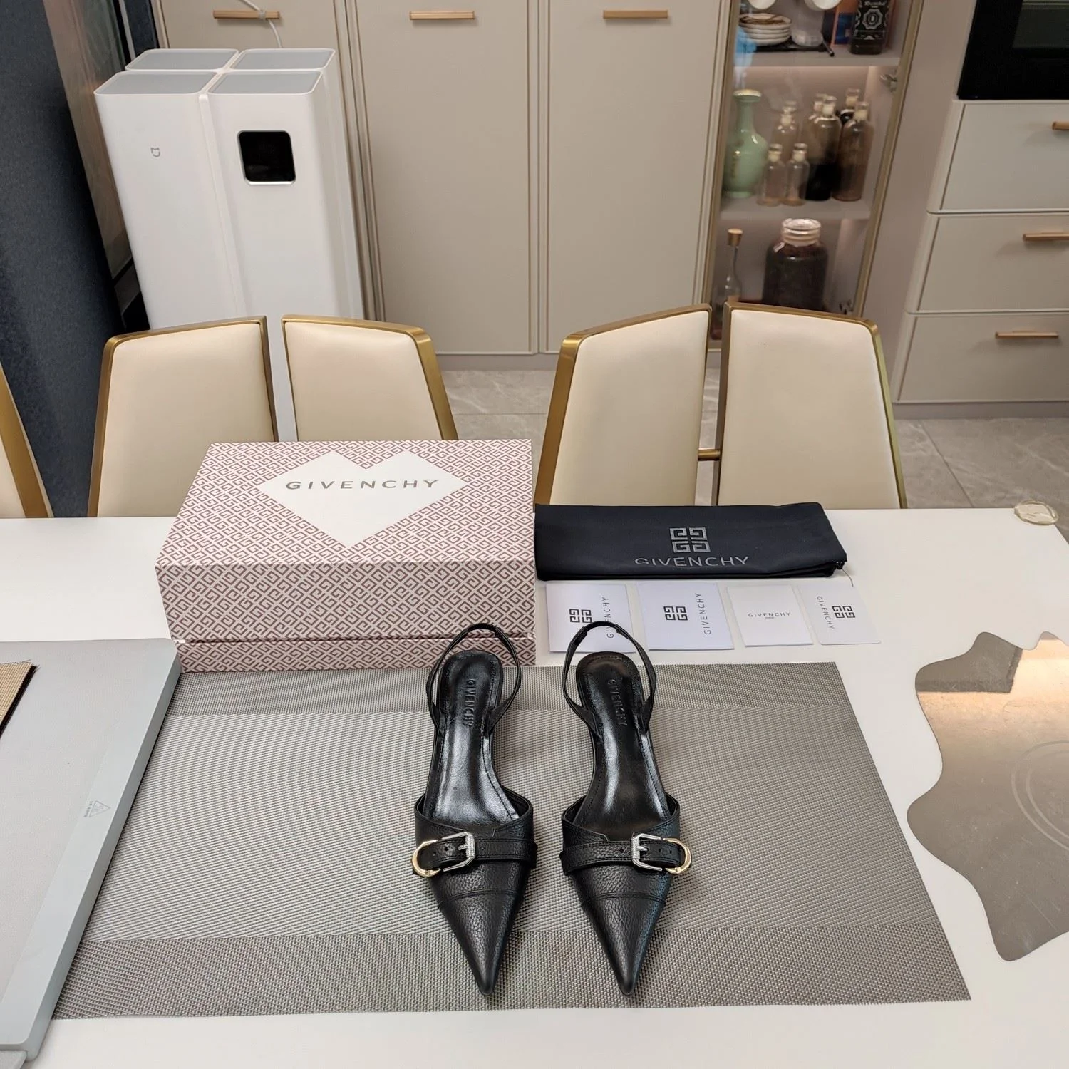 Givenchy Sandals Sporty 8078