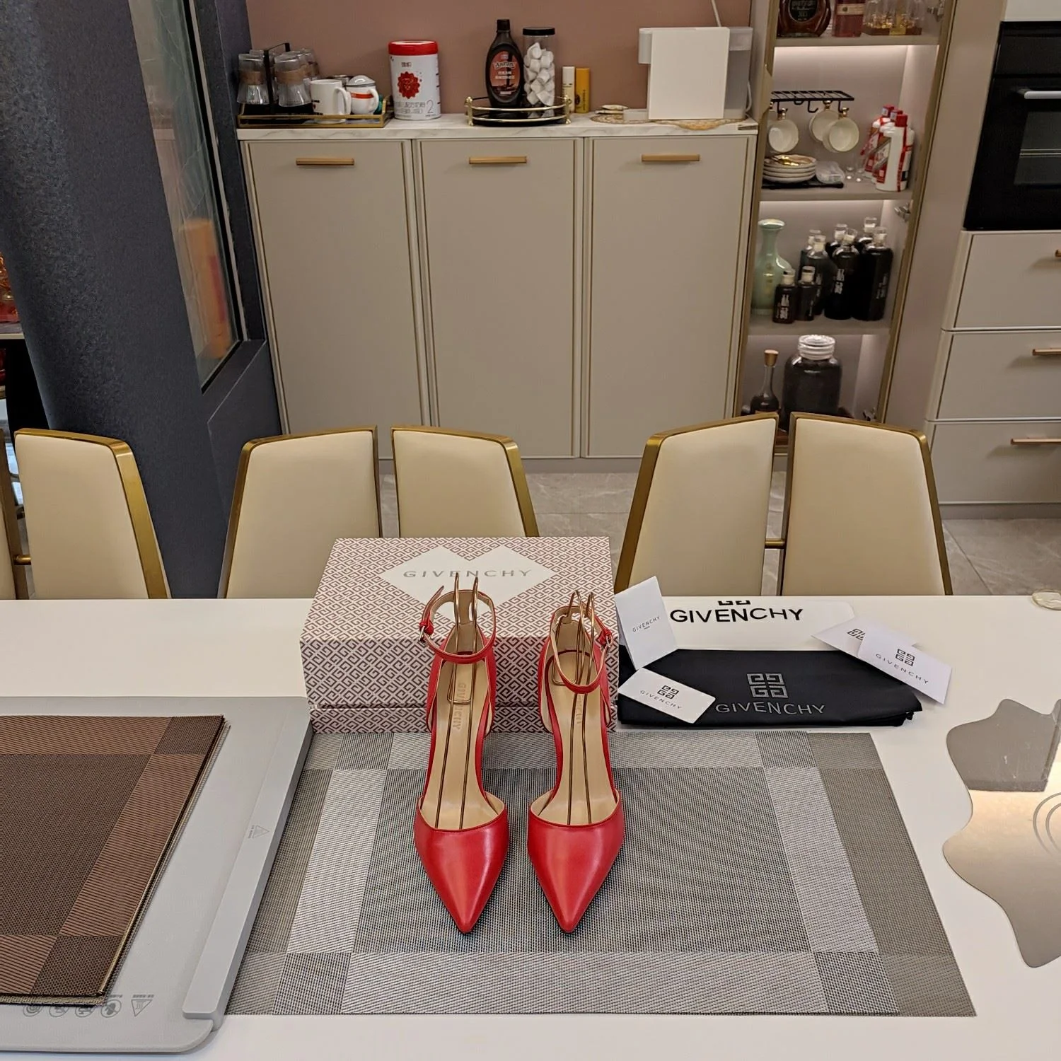 WellDesigned Givenchy Sandals 8080