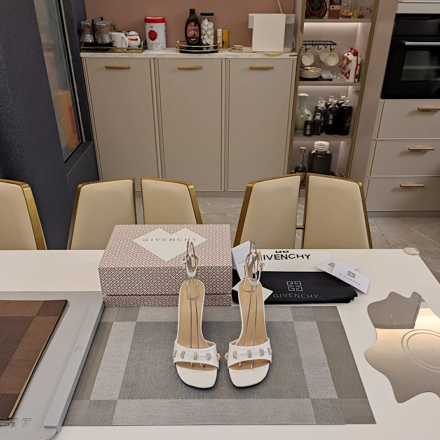 Youthful Givenchy Sandals 8091
