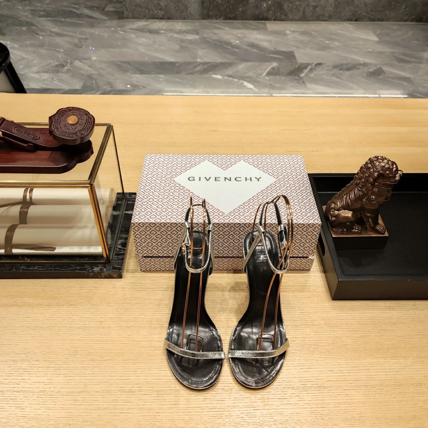 Givenchy Sandals OnTrend 8088