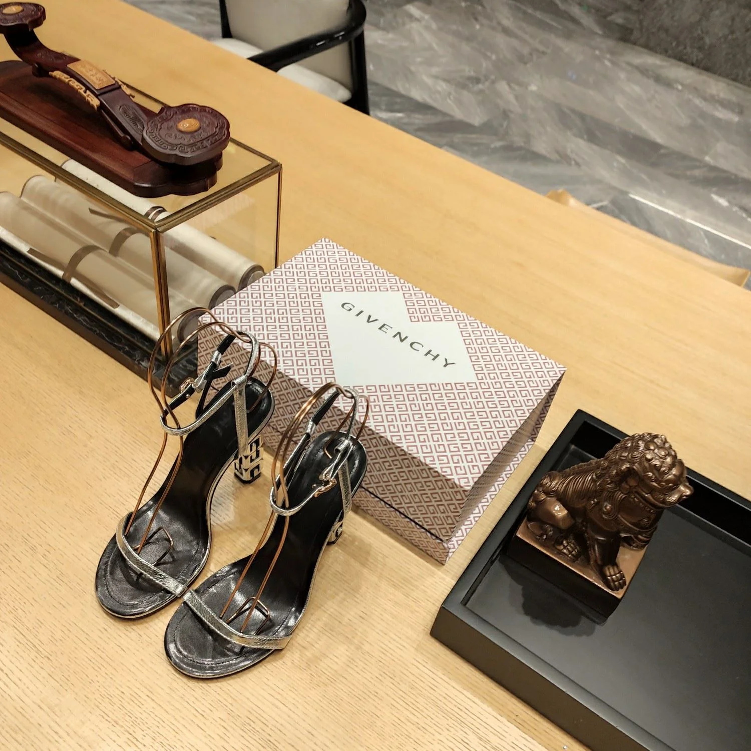 Givenchy Sandals OnTrend 8088