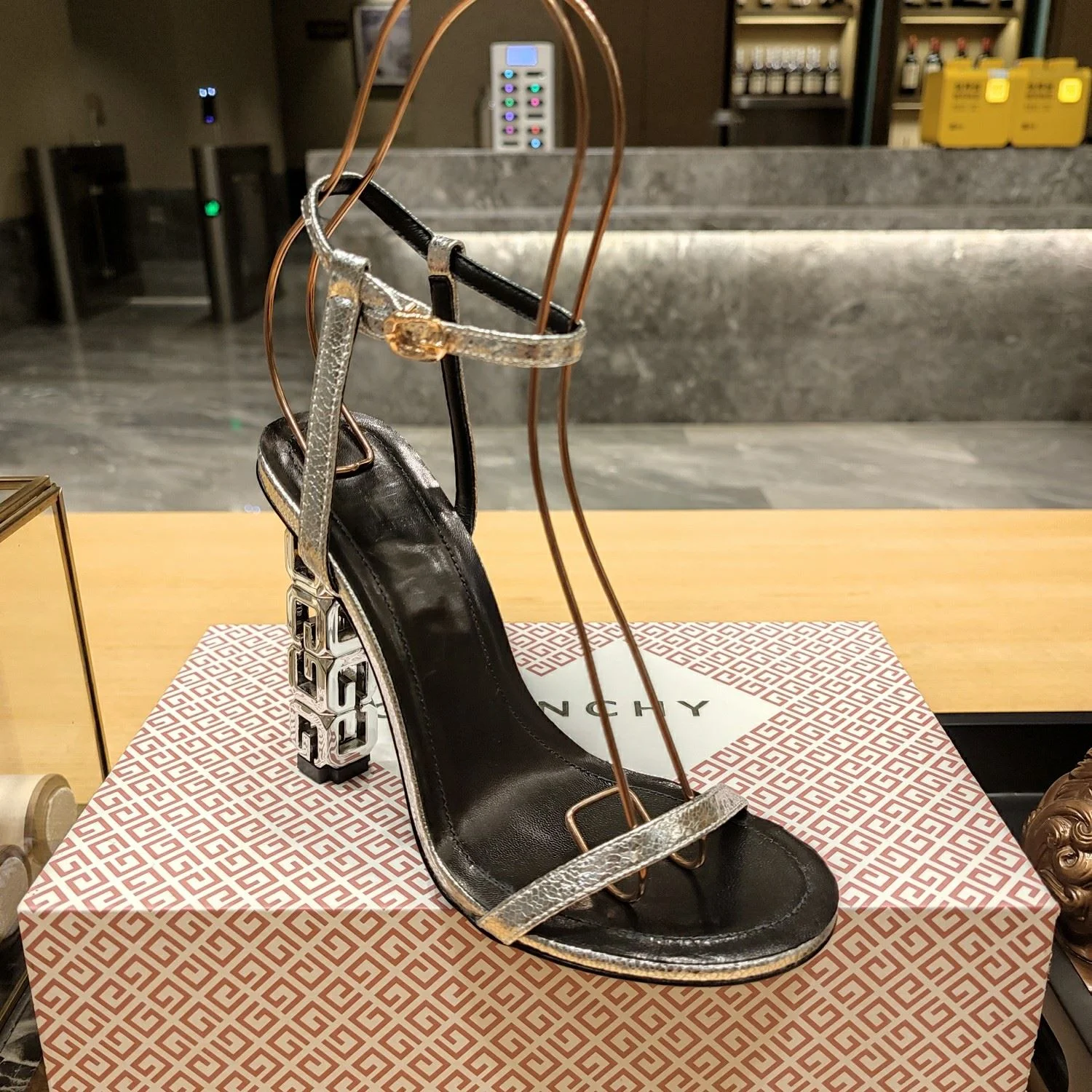 Givenchy Sandals OnTrend 8088