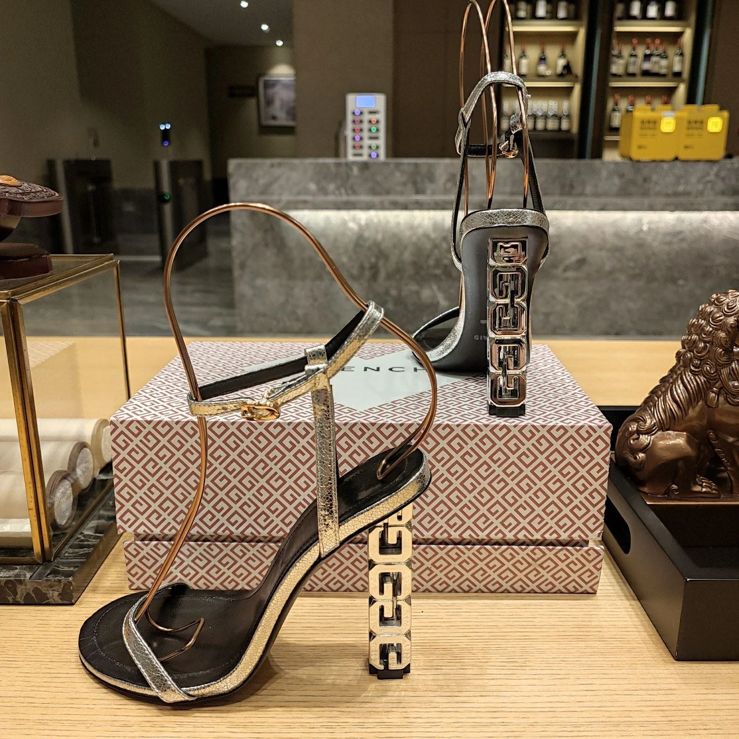 Givenchy Sandals OnTrend 8088