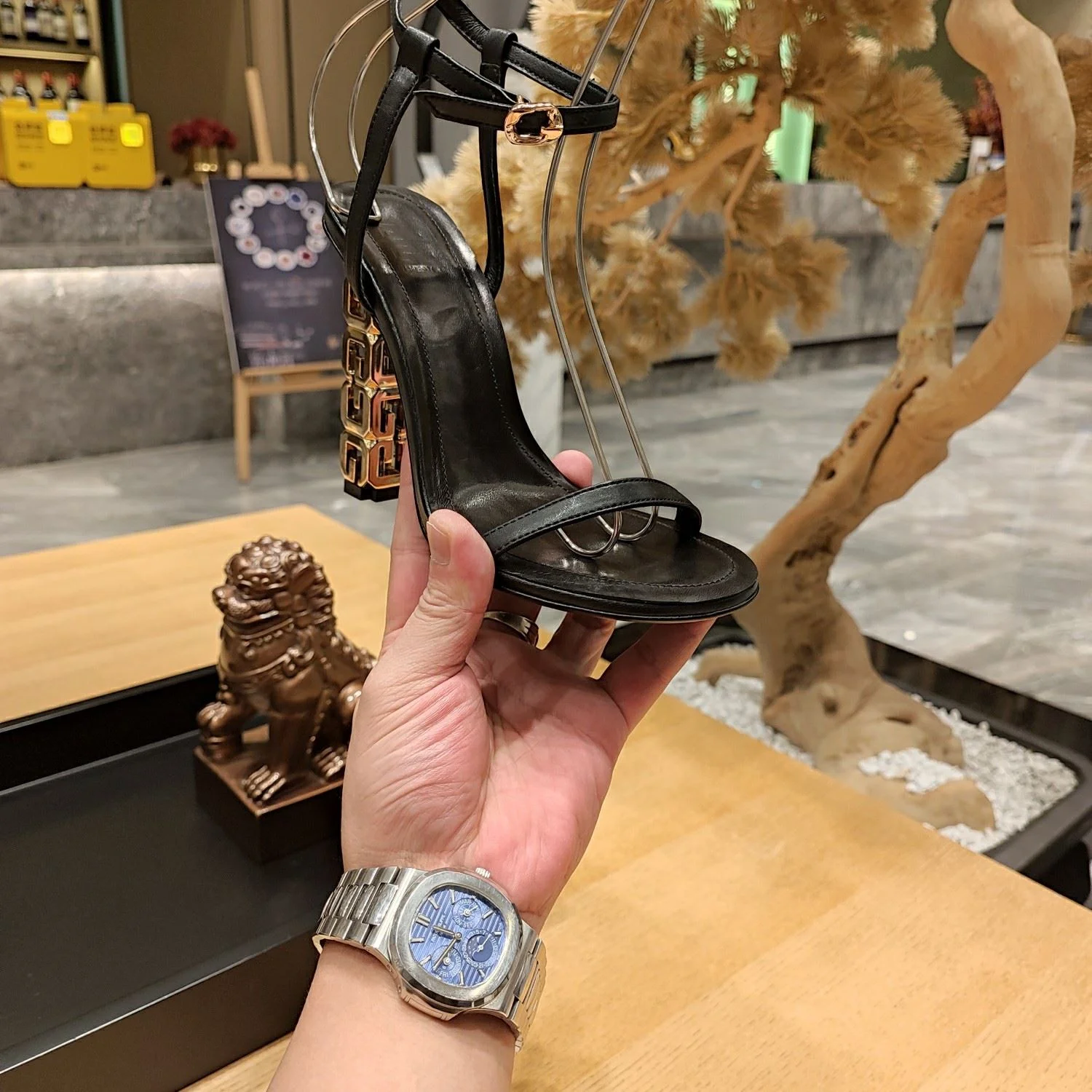 Givenchy Sandals Bold 8071