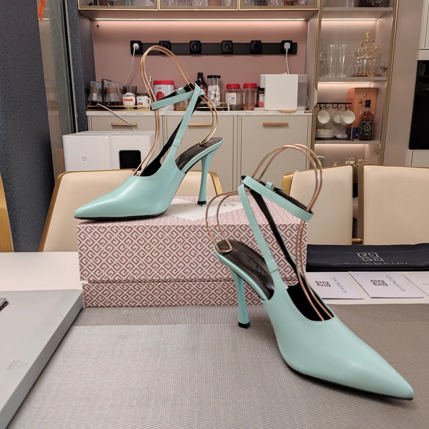 Affordable Givenchy Sandals 8085