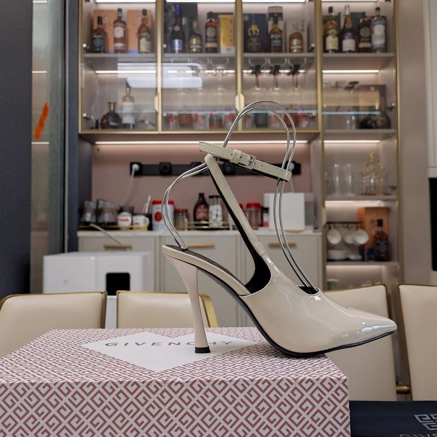Givenchy Sandals Tailored 8067