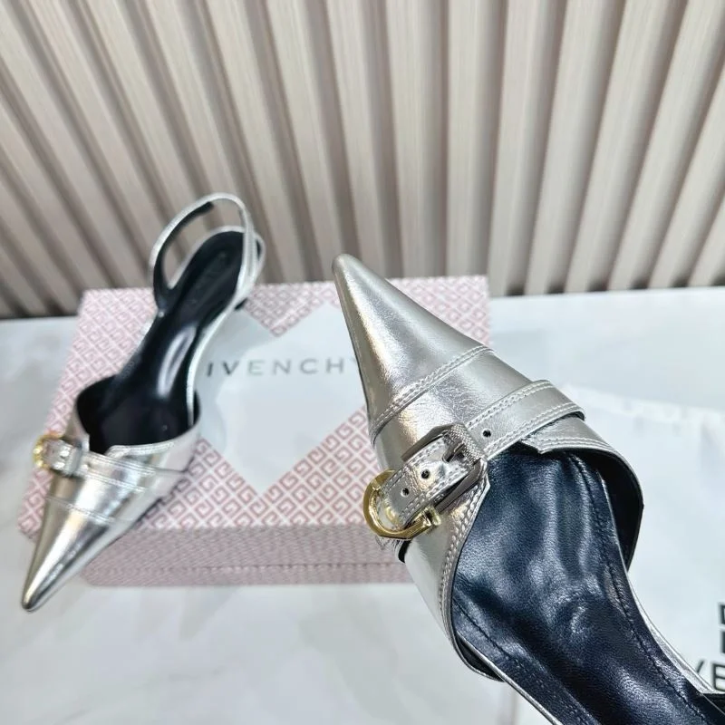 Givenchy Sandals Resilient 12336