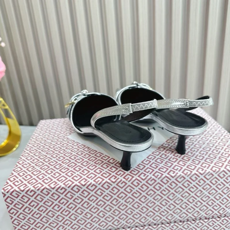 Givenchy Sandals Resilient 12336