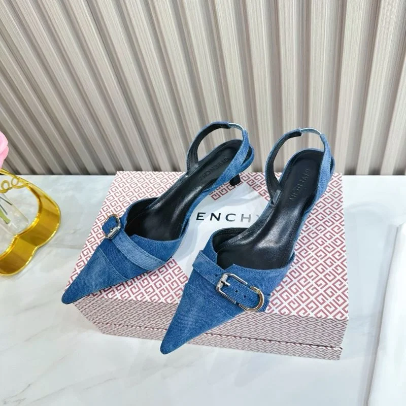 Givenchy Sandals WaterResistant 12333