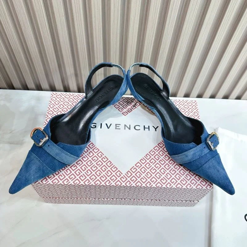Givenchy Sandals WaterResistant 12333