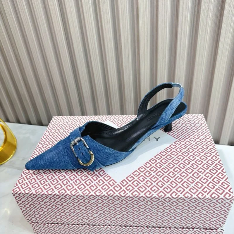 Givenchy Sandals WaterResistant 12333