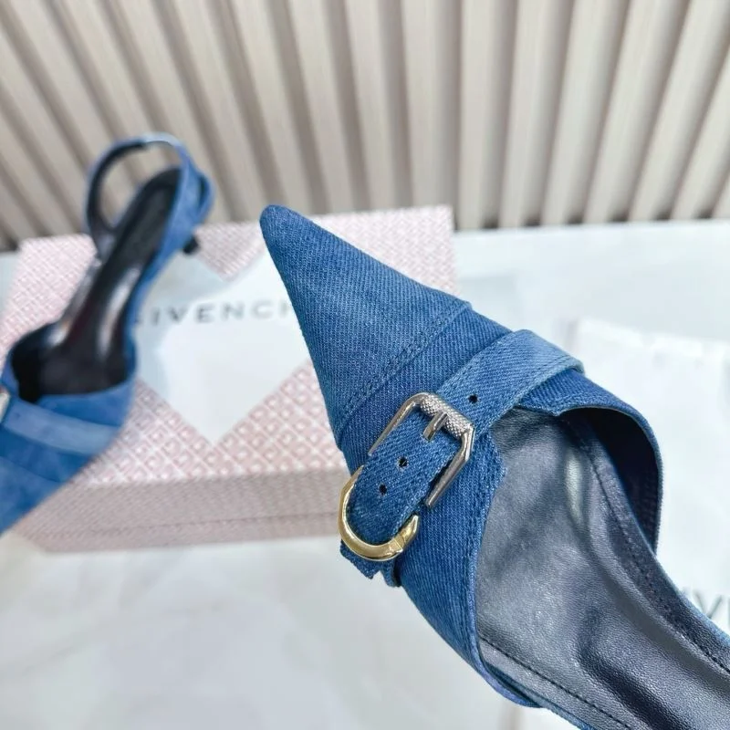 Givenchy Sandals WaterResistant 12333