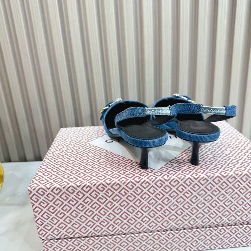 Givenchy Sandals WaterResistant 12333
