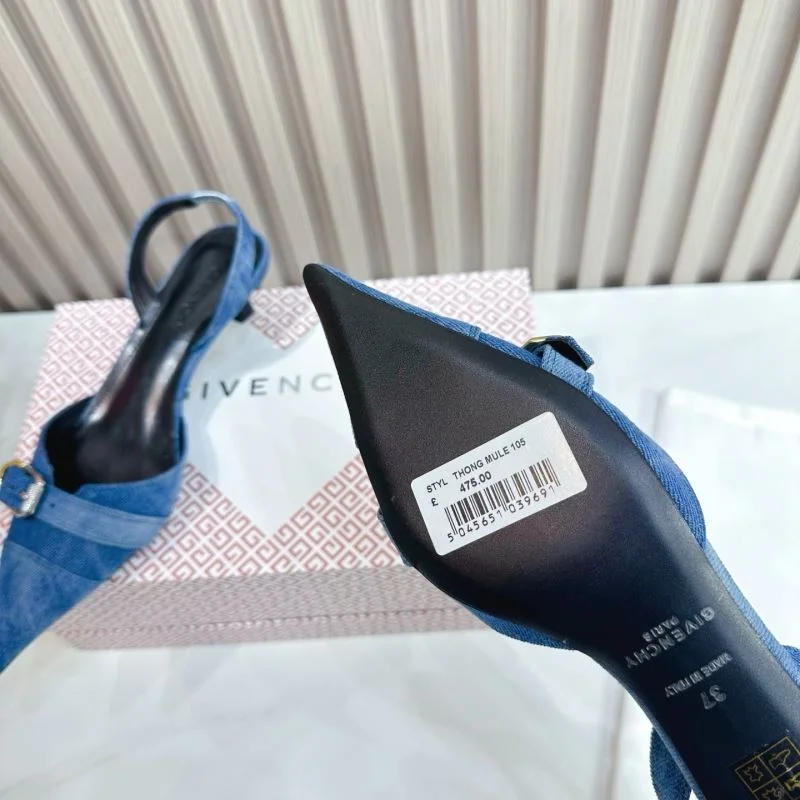 Givenchy Sandals WaterResistant 12333