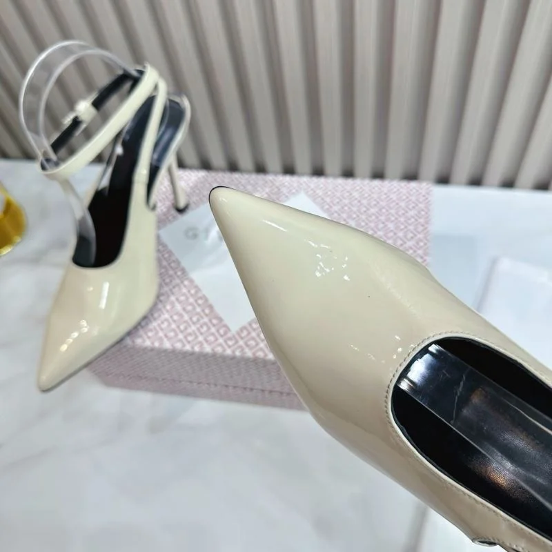 Givenchy Sandals Resilient 12337