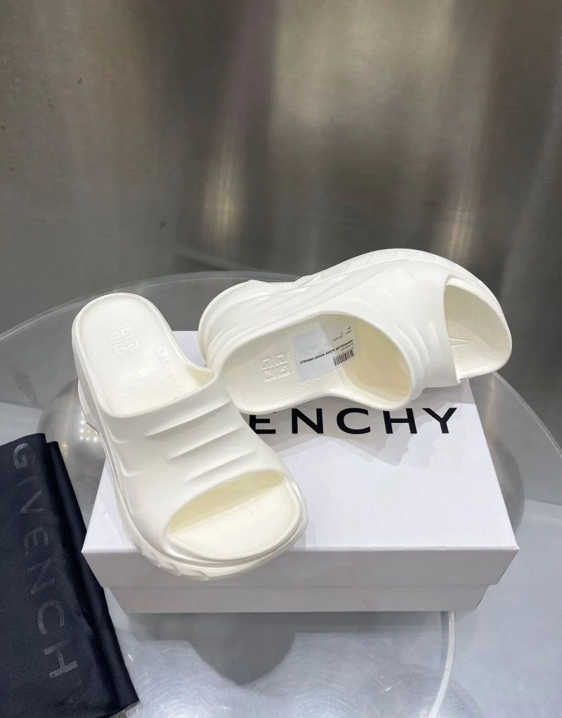 Givenchy Sandals FastDry 6397