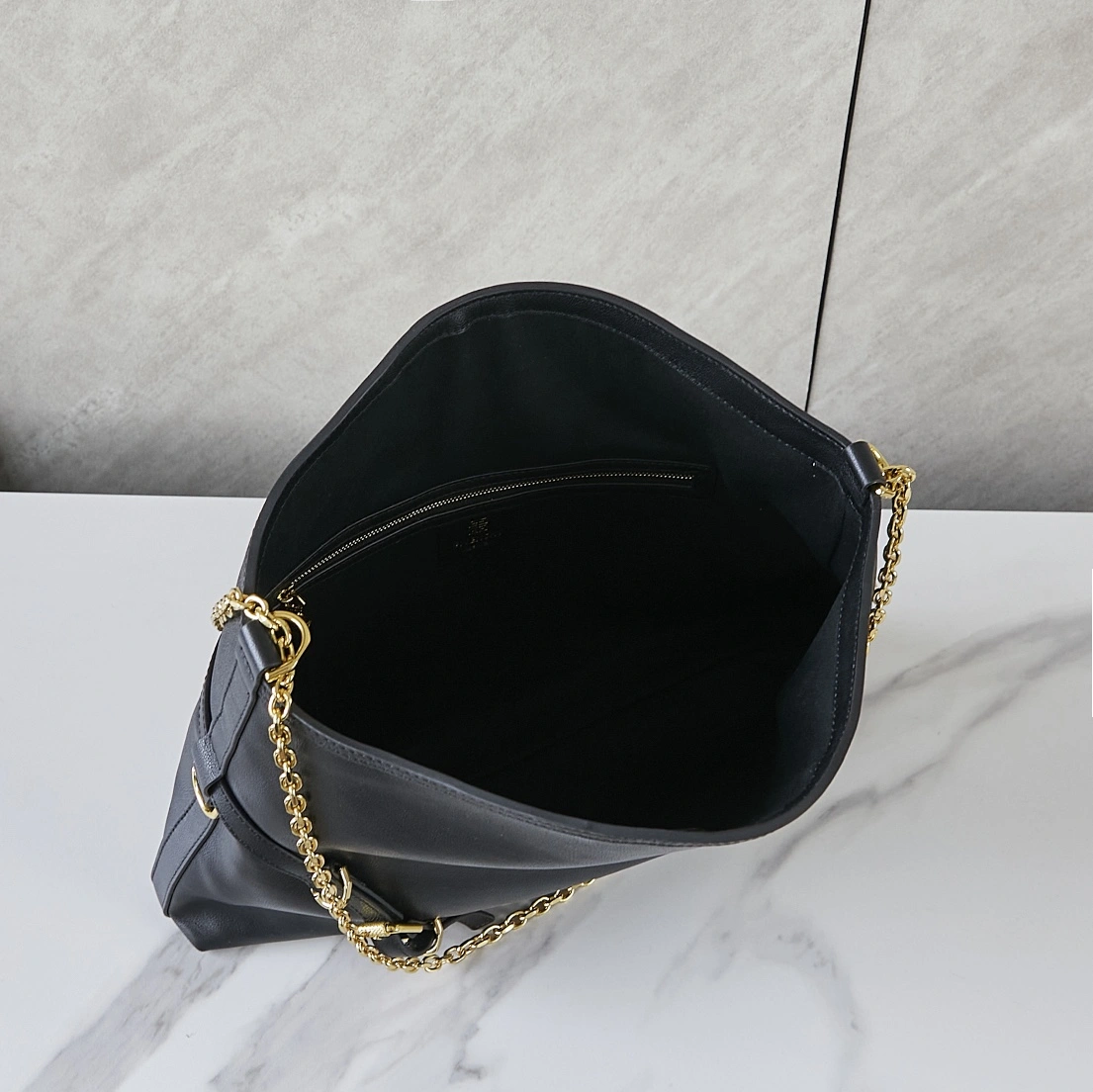 WaterResistant Givenchy Satchel Bags 71730
