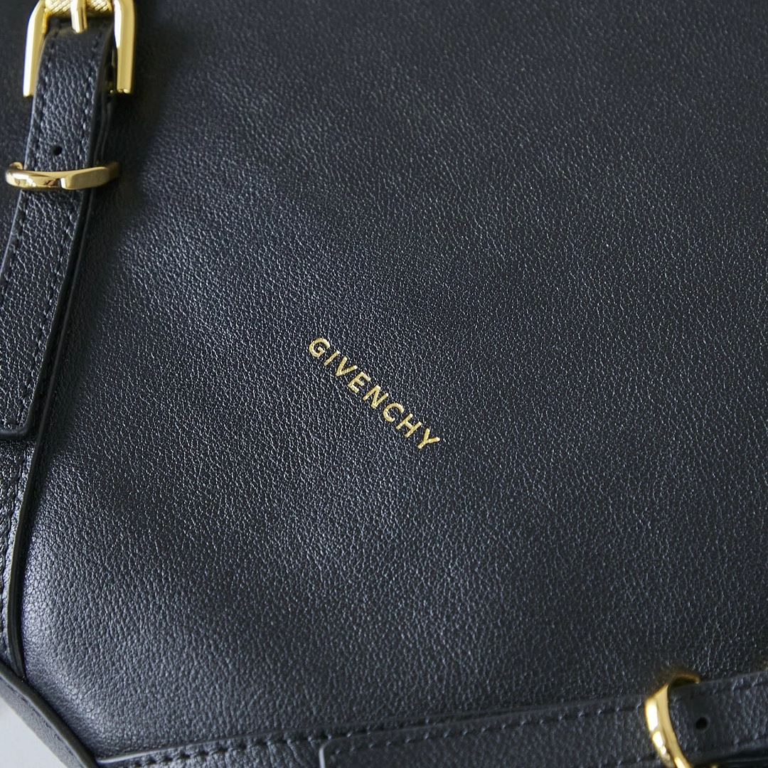 WaterResistant Givenchy Satchel Bags 71730